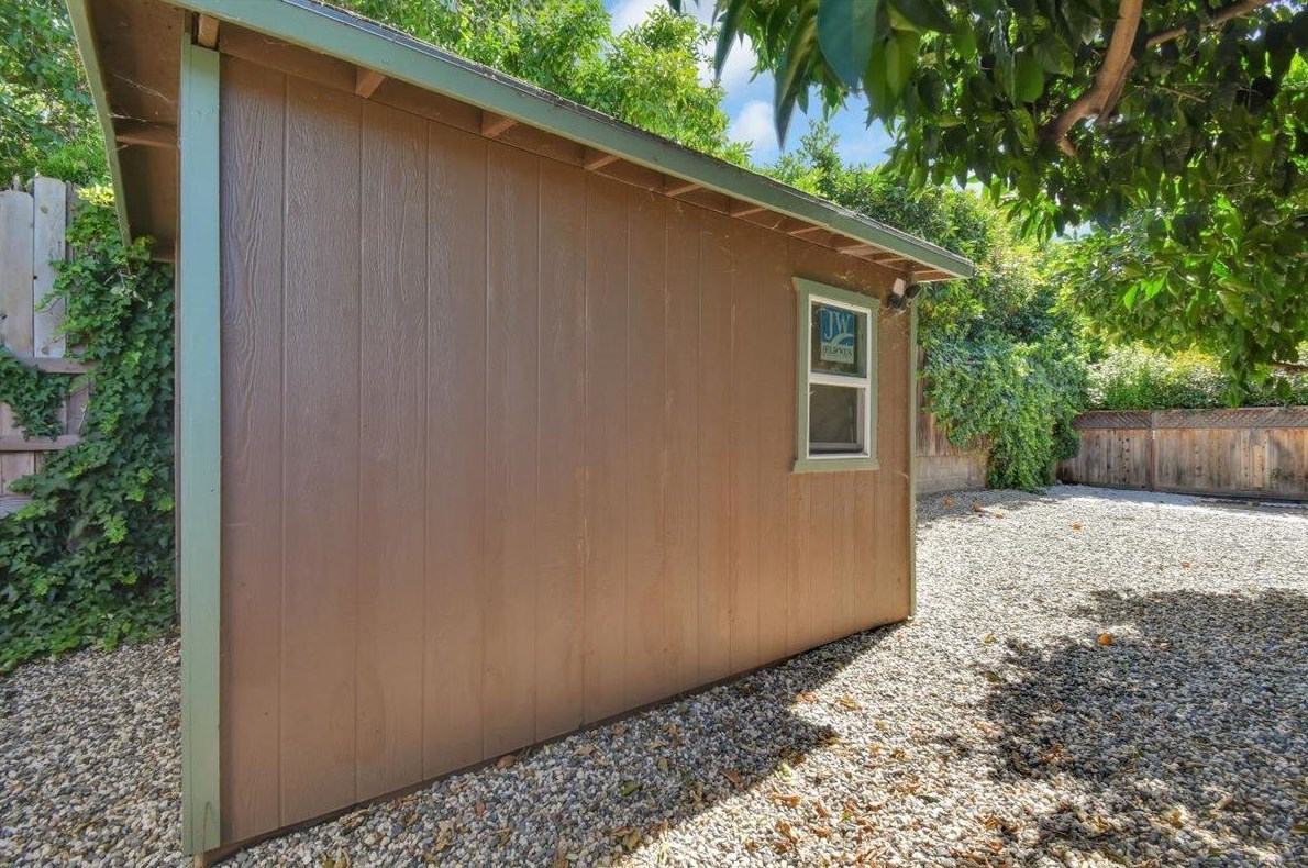 120 Park Ave, Yuba City CA 95991-5829 exterior