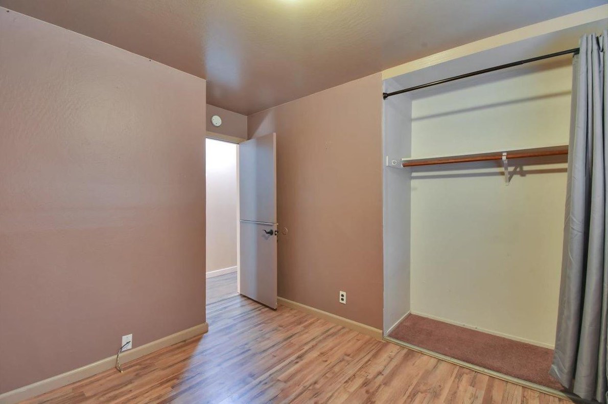 120 Park Ave, Yuba City CA 95991-5829 exterior