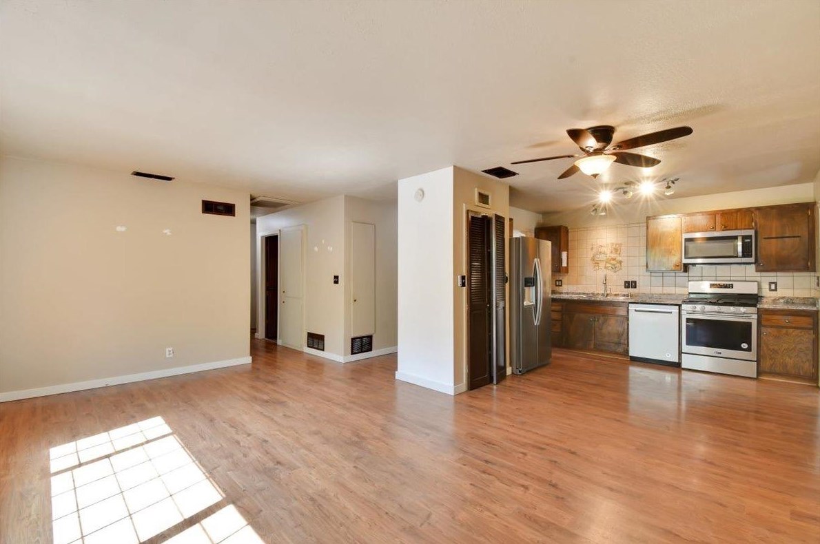 120 Park Ave, Yuba City CA 95991-5829 exterior