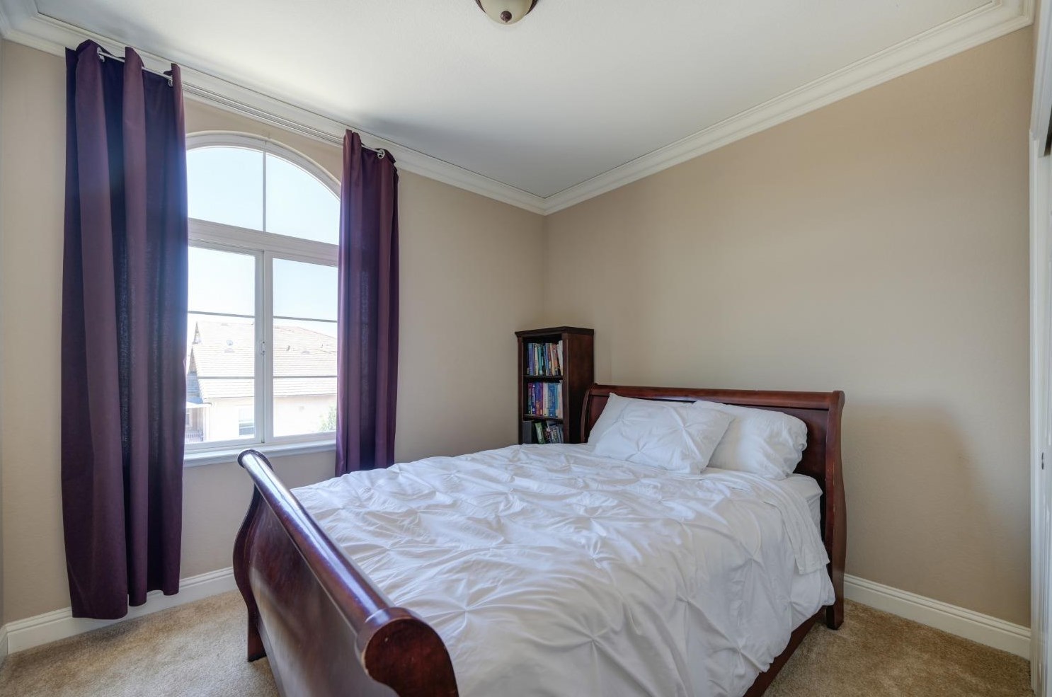 8240 Rebekah Ct, Sacramento CA  95829-9514 exterior