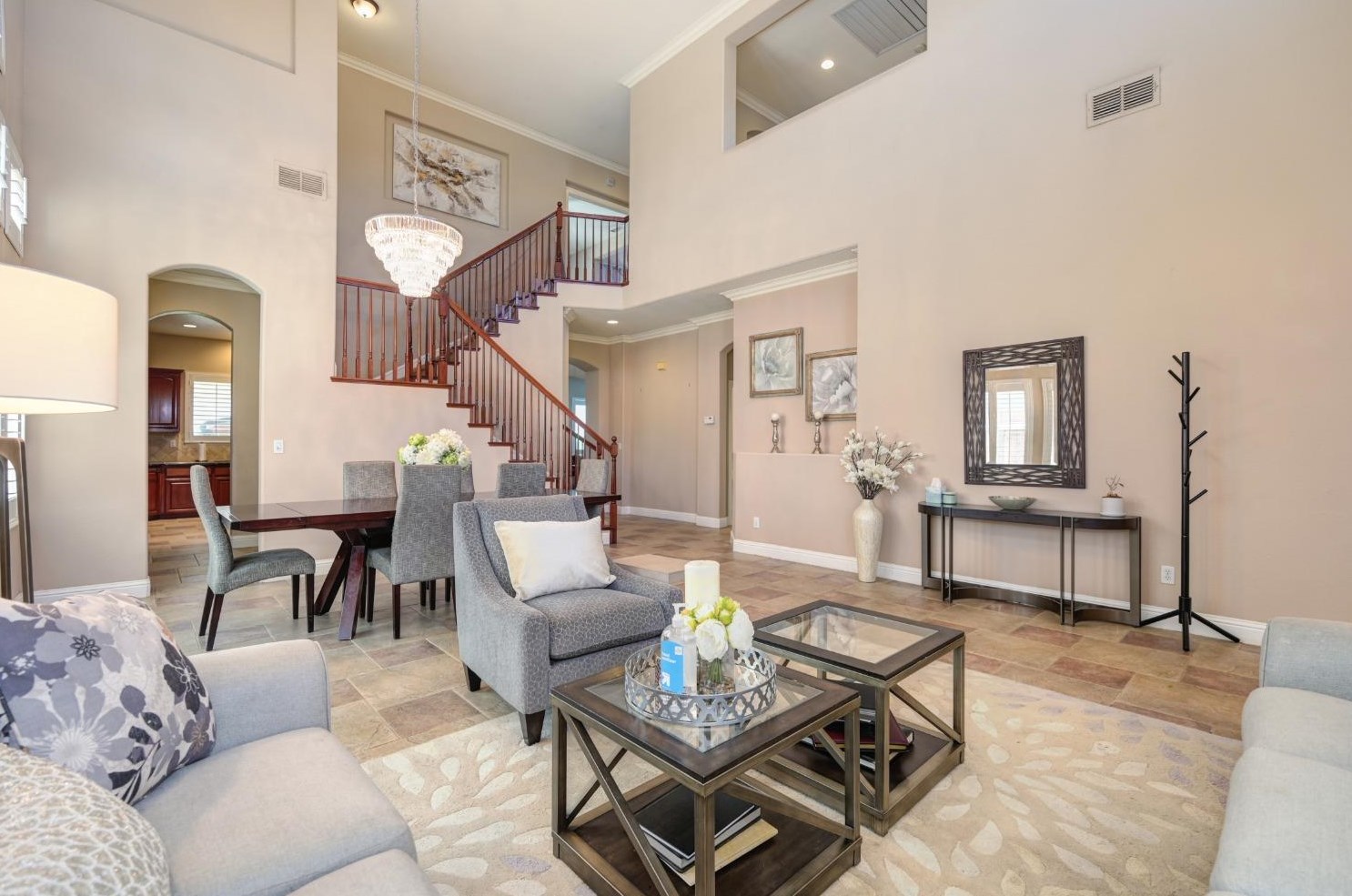 8240 Rebekah Ct, Sacramento CA  95829-9514 exterior