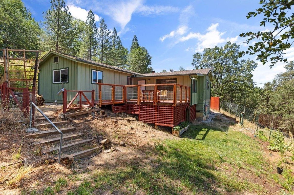 10131 Potlicker Rd, Grass Valley CA  exterior