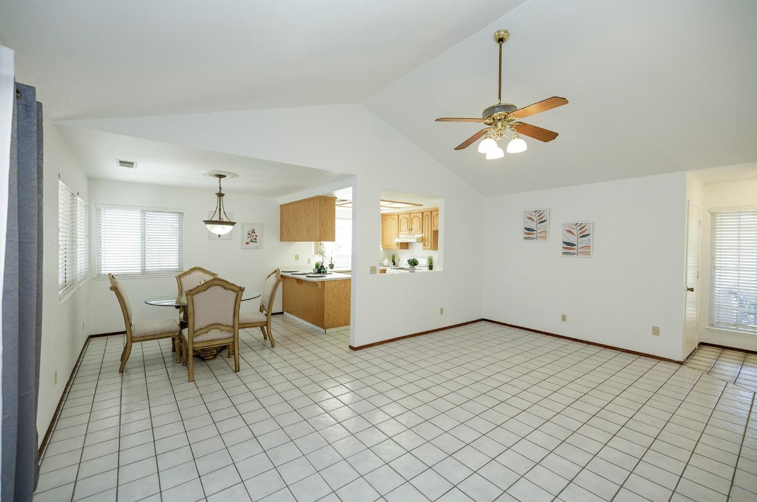 5930 Secretariat Ct, Riverbank CA  95367-3076 exterior
