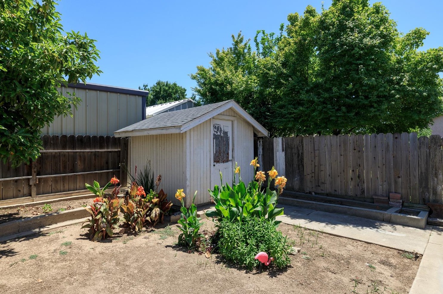 5930 Secretariat Ct, Riverbank CA  95367-3076 exterior