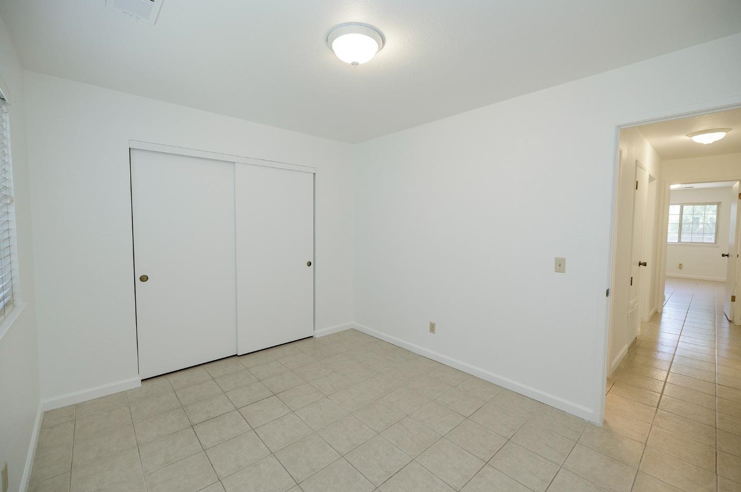 5930 Secretariat Ct, Riverbank CA  95367-3076 exterior