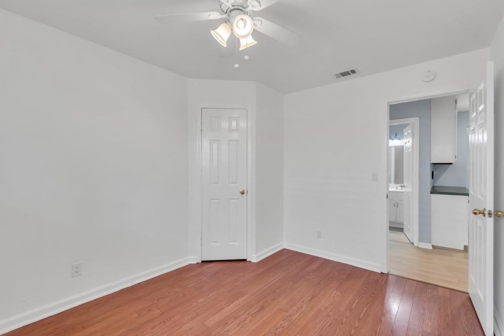 256 Arlington Cir, Woodland CA  95695-2878 exterior
