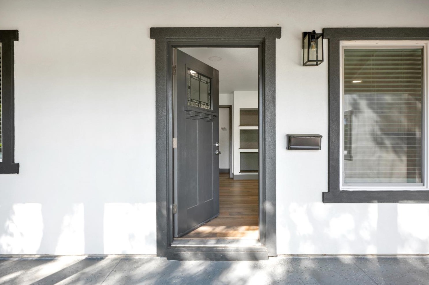 7421 Circle Pkwy, Sacramento CA  95823-3125 exterior