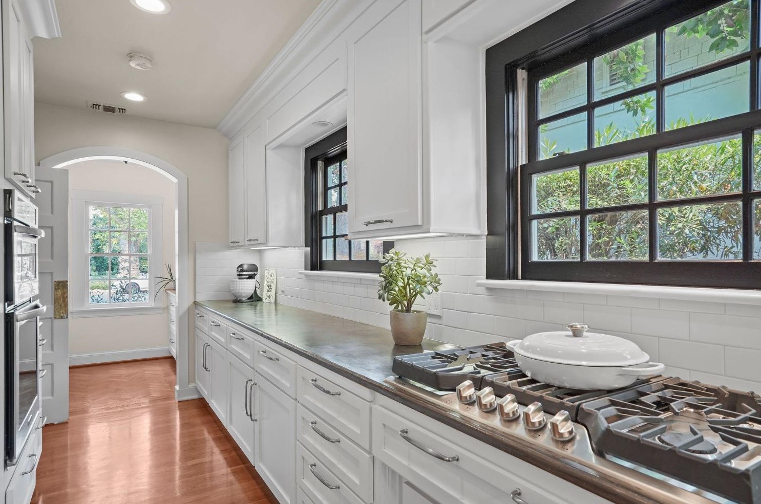 1107 47th St, Sacramento CA  95819-3703 exterior