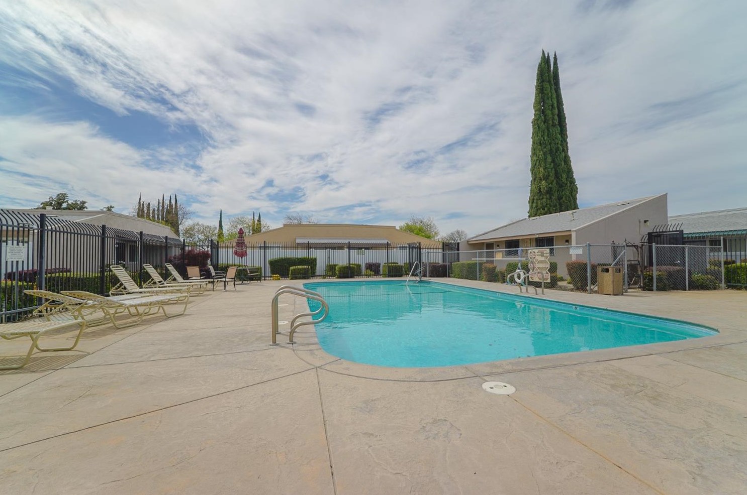 3316 Sherwood Ave, Modesto CA  95350-1155 exterior
