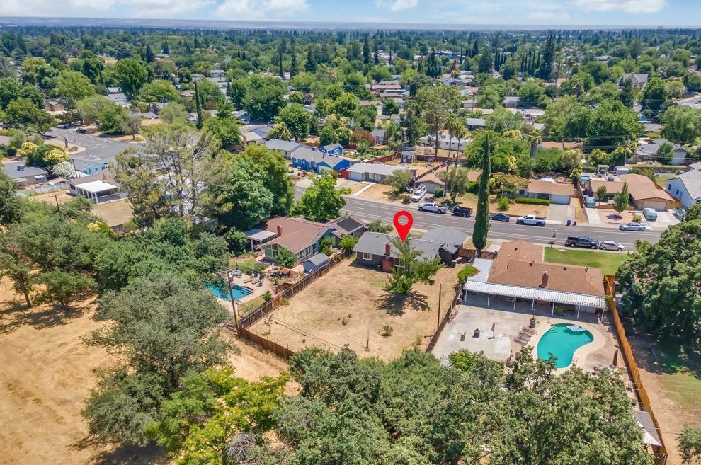 10487 Ambassador Dr, Rancho Cordova CA  95670-2278 exterior