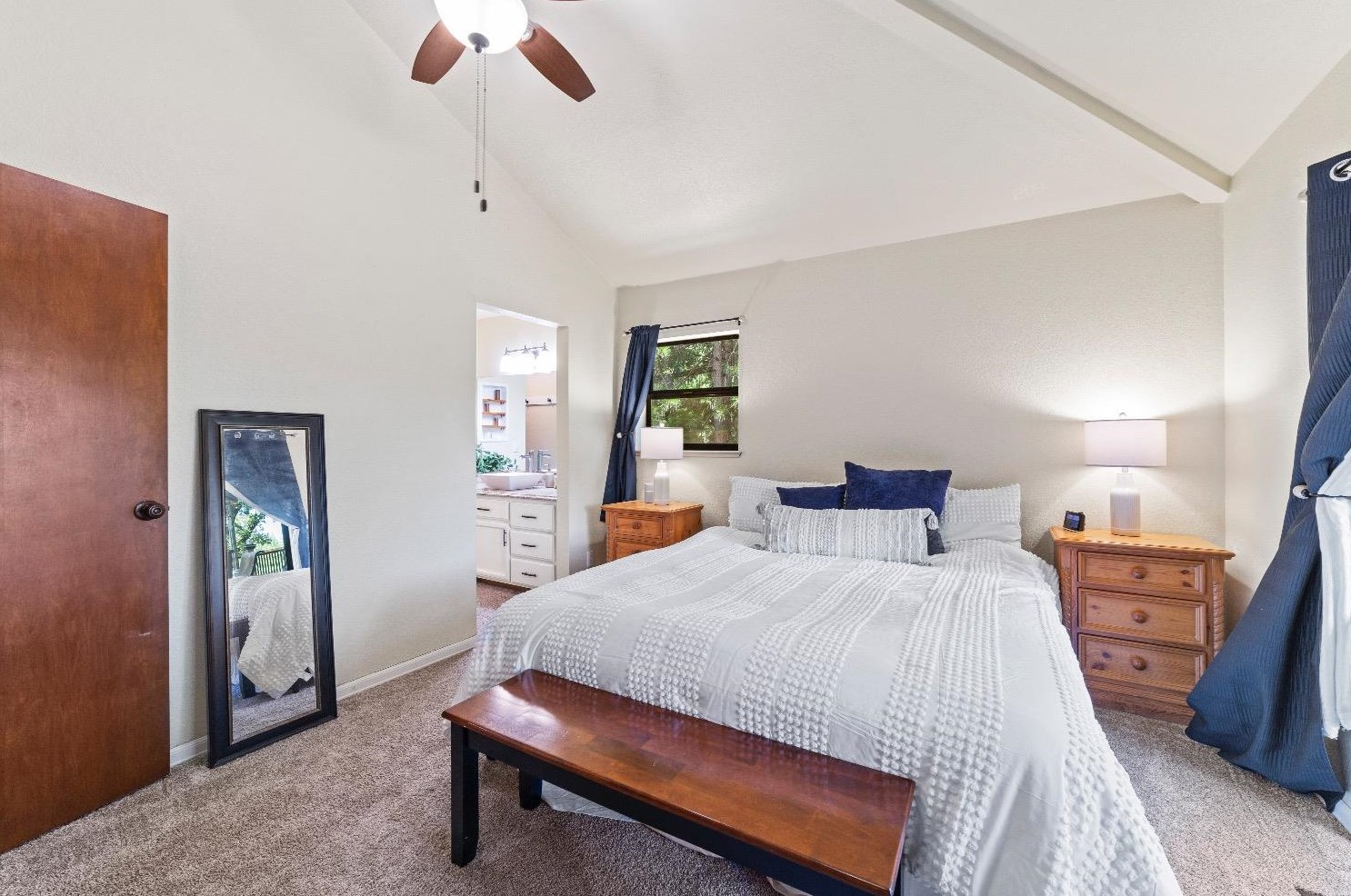 11594 Francis Dr, Grass Valley CA  95949-6675 exterior