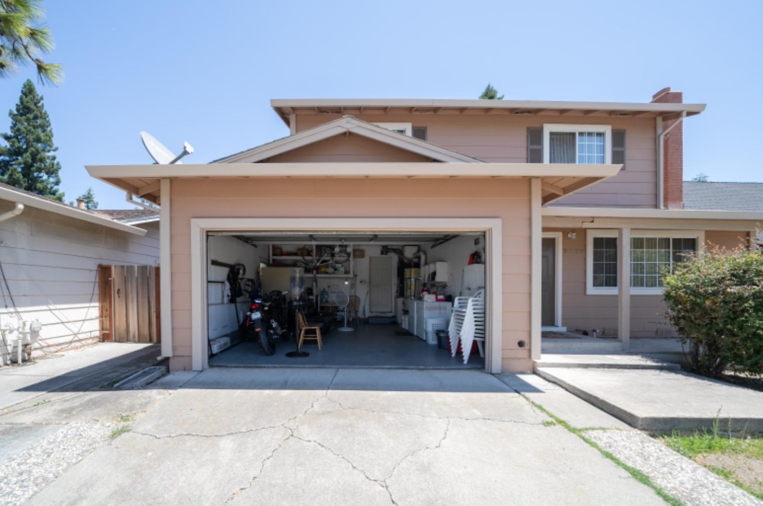 2076 Morrill Ave, San Jose CA  95132-1127 exterior