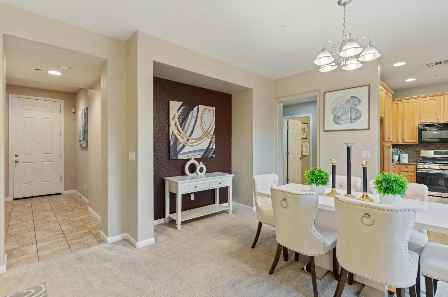 8206 Crystal Walk Cir, Elk Grove CA  95758-8081 exterior