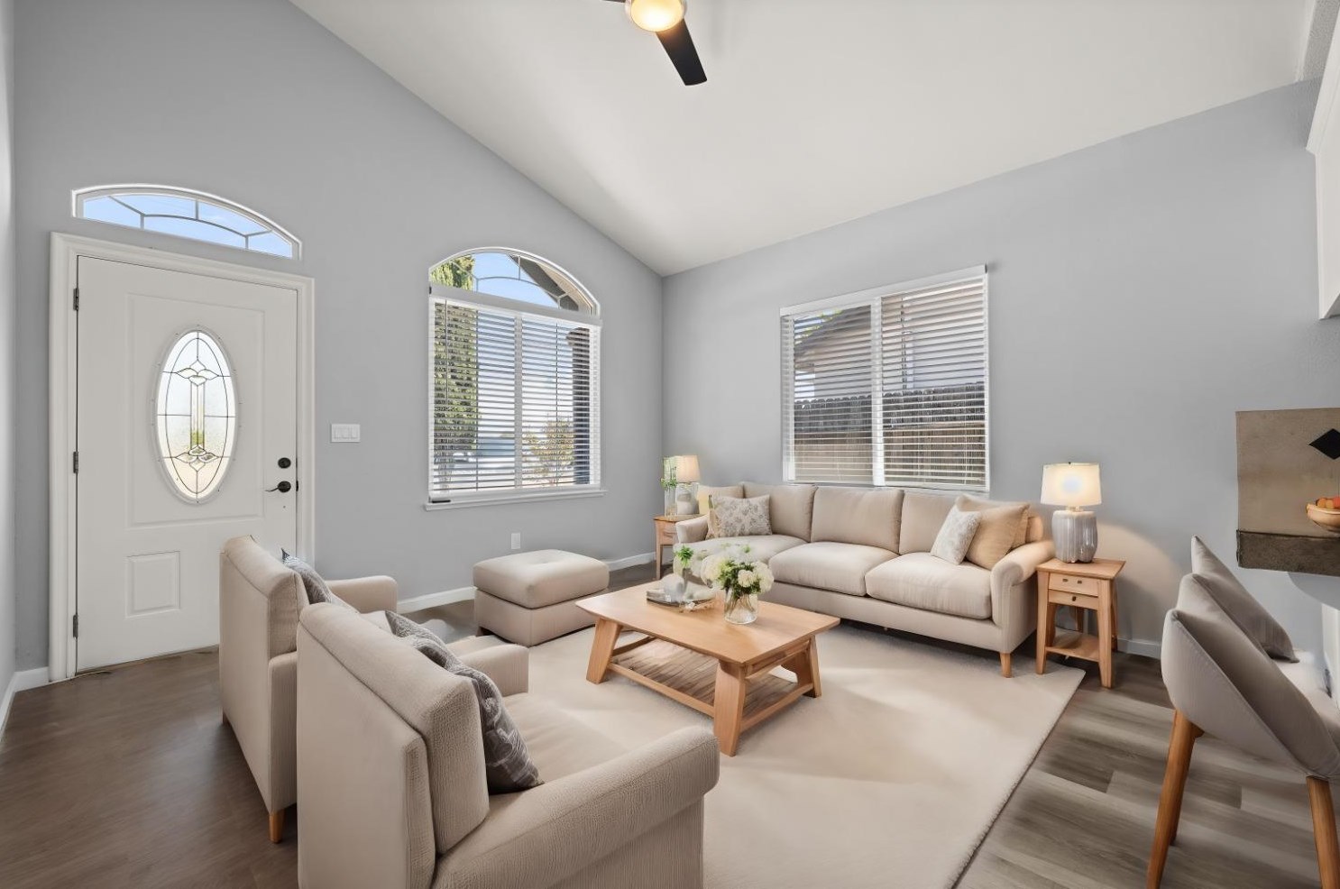 1444 Bell Ave, Sacramento CA  95838-2806 exterior
