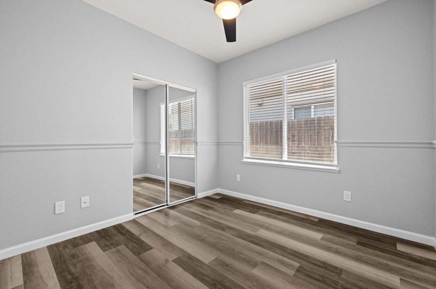 1444 Bell Ave, Sacramento CA  95838-2806 exterior