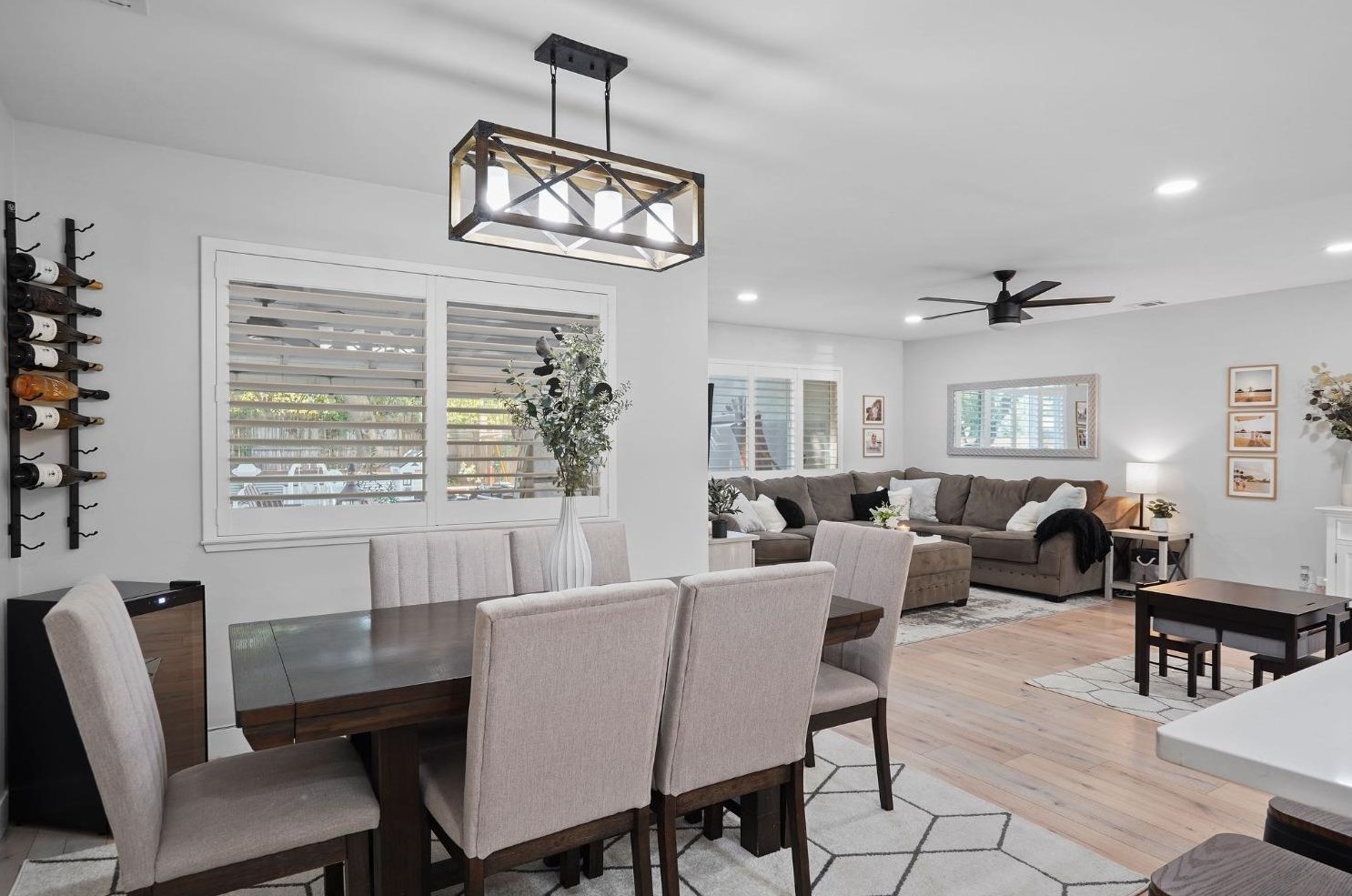 6290 14th St, Sacramento CA  95831-1806 exterior