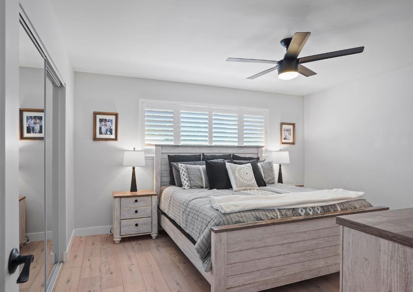 6290 14th St, Sacramento CA  95831-1806 exterior