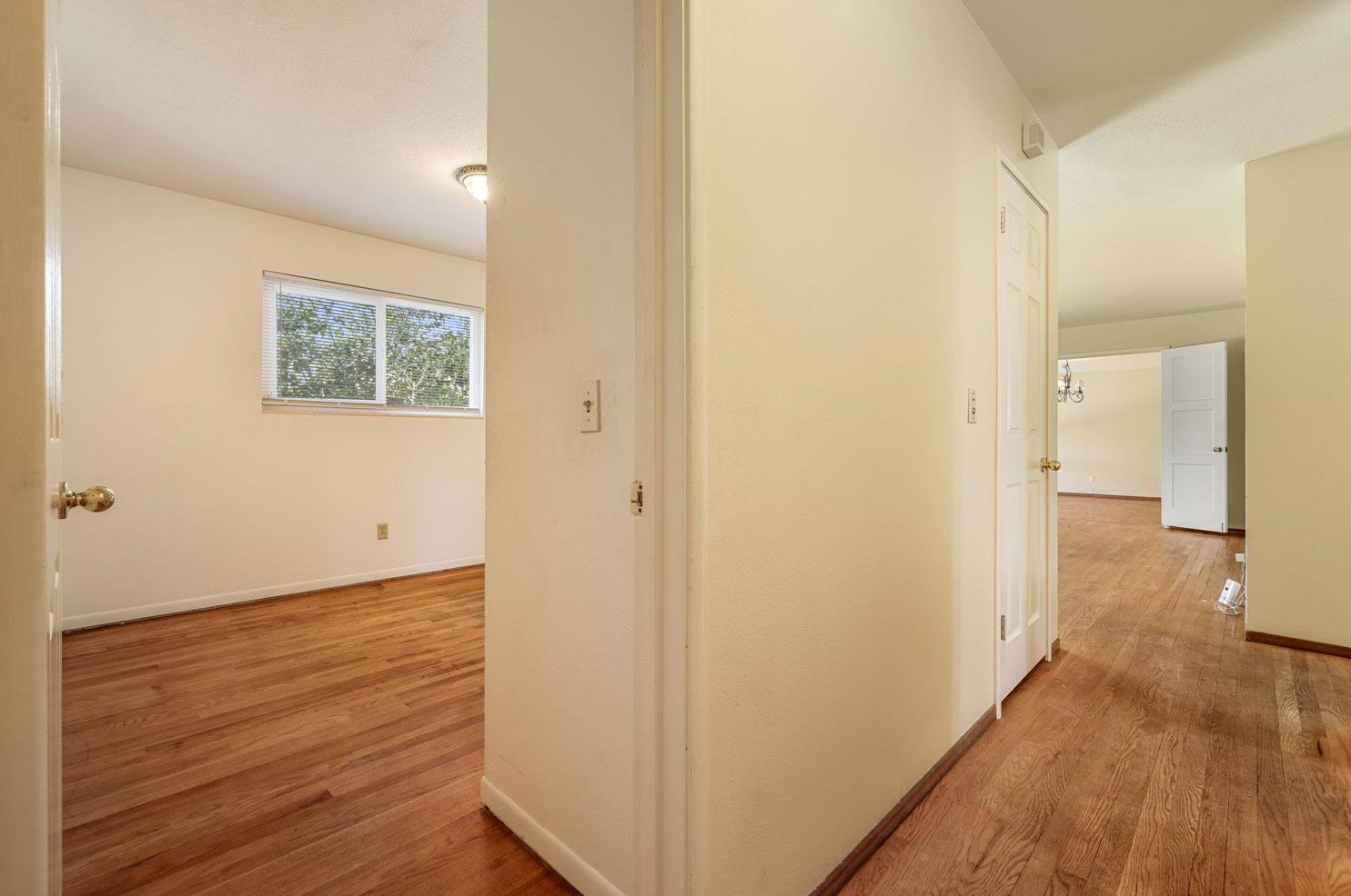 2441 El Camino Dr, Turlock CA  95380-3609 exterior