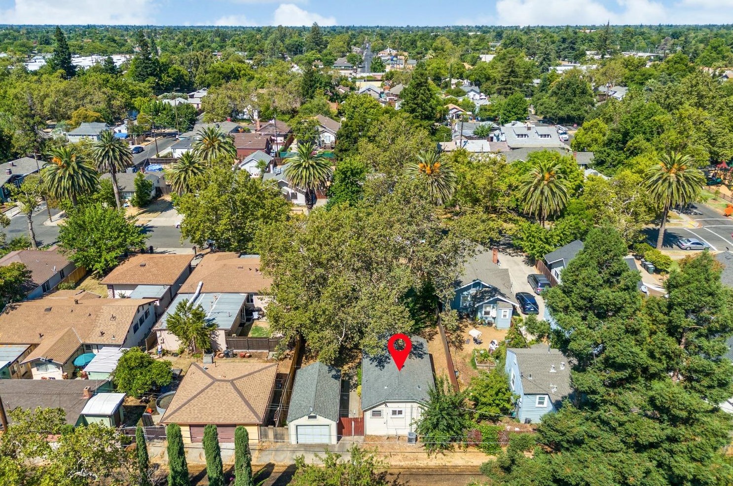 4425 54th St, Sacramento CA  95820-4142 exterior