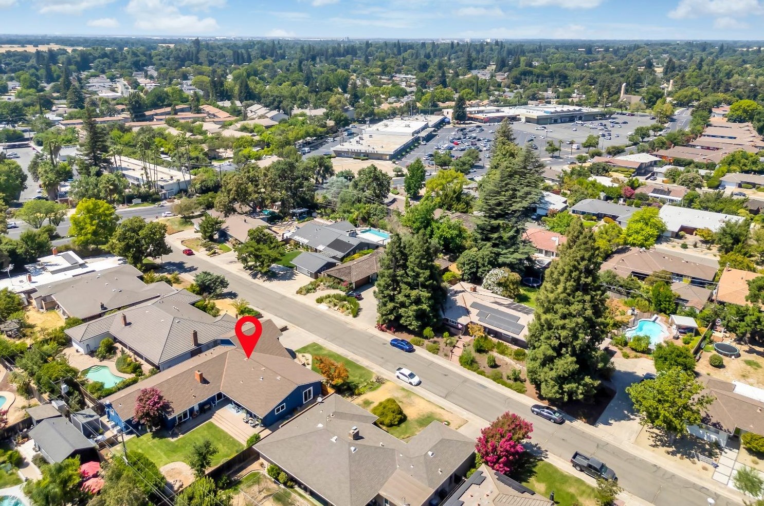 1224 41st Ave, Sacramento CA  95822-2943 exterior