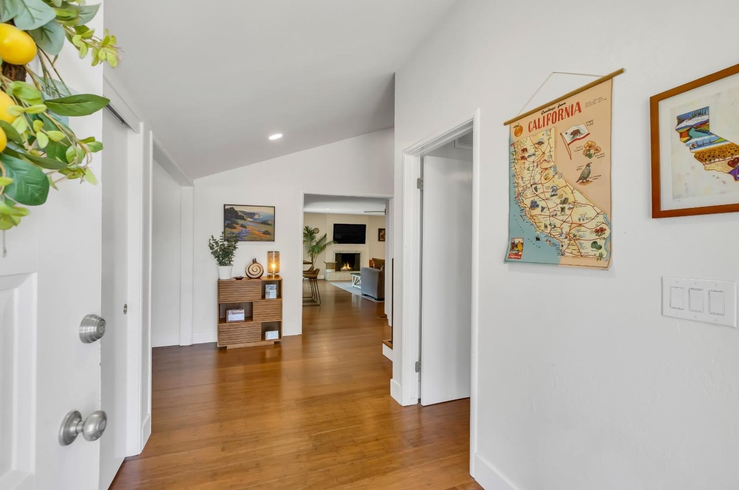 1224 41st Ave, Sacramento CA  95822-2943 exterior