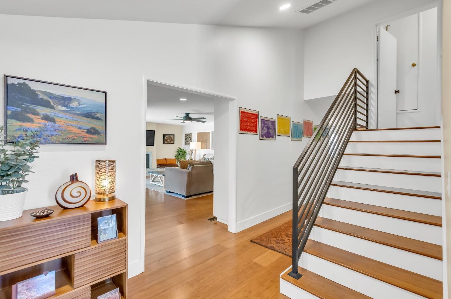 1224 41st Ave, Sacramento CA  95822-2943 exterior