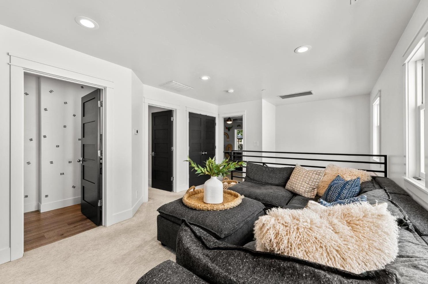 2340 Castro Way, Sacramento CA  95818-3234 exterior