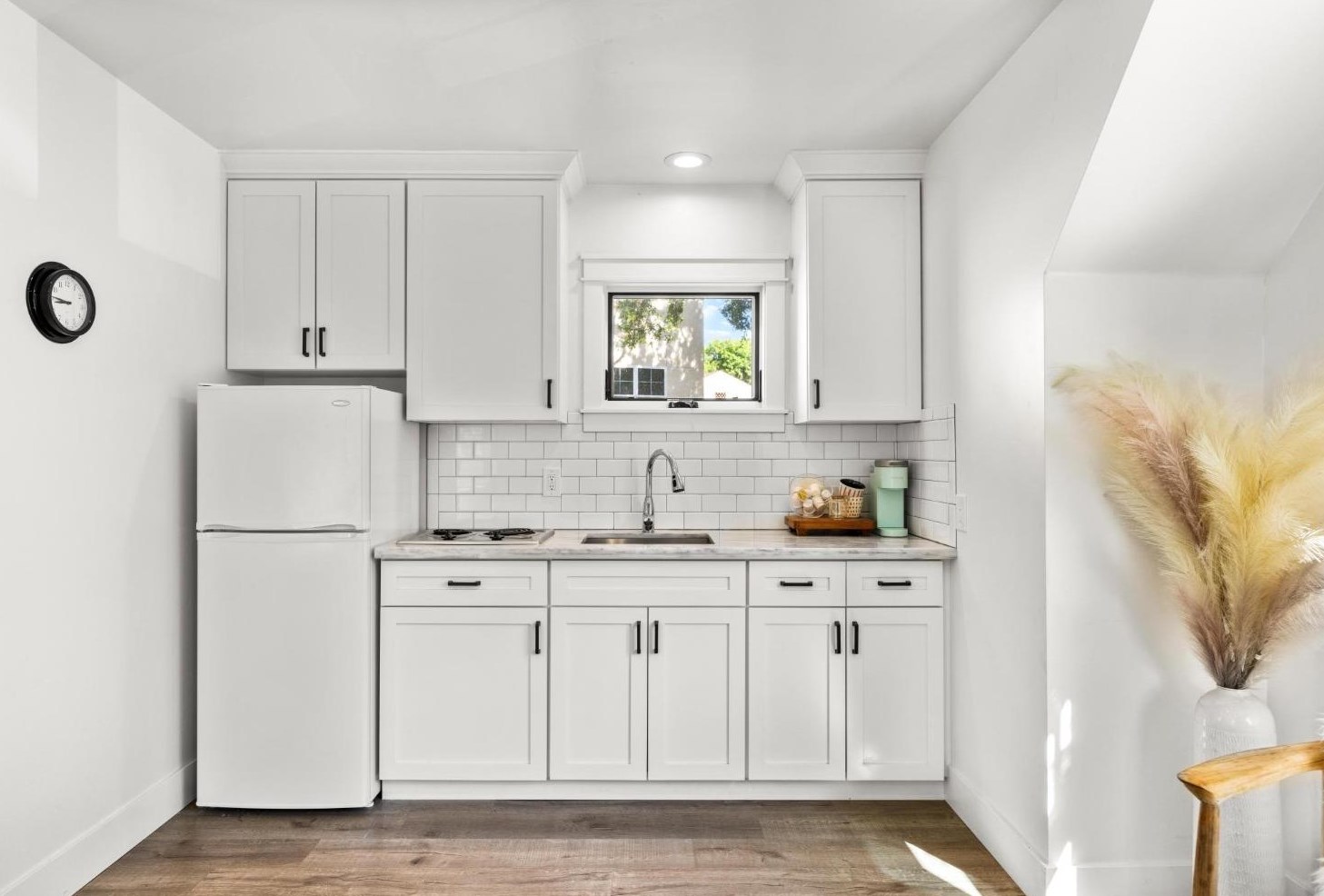 2340 Castro Way, Sacramento CA  95818-3234 exterior