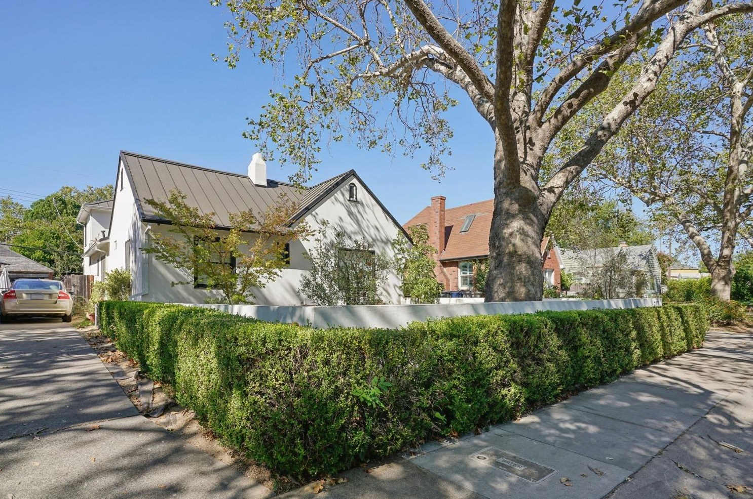 2871 3rd Ave, Sacramento CA  95818-2707 exterior