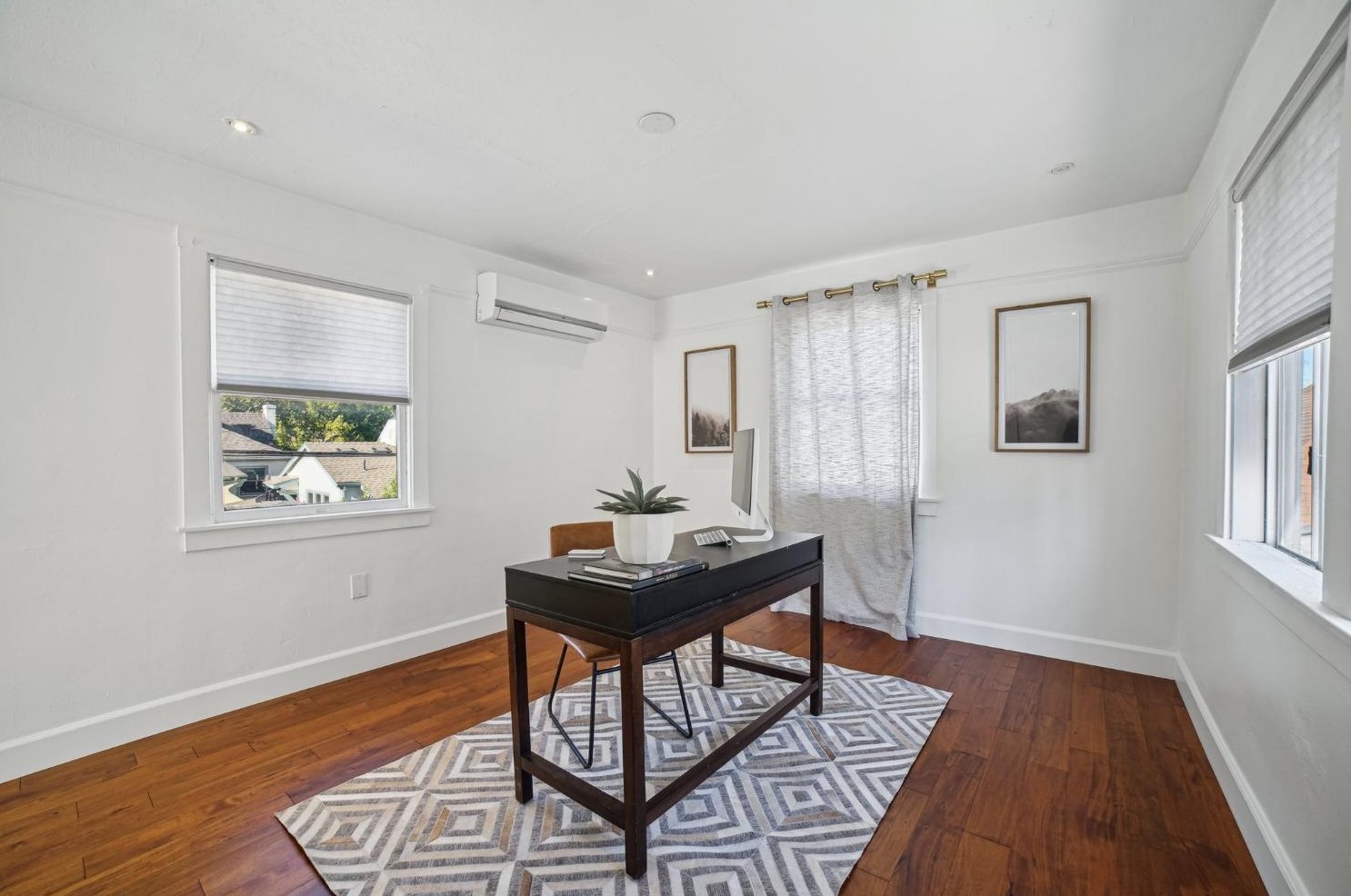 2871 3rd Ave, Sacramento CA  95818-2707 exterior