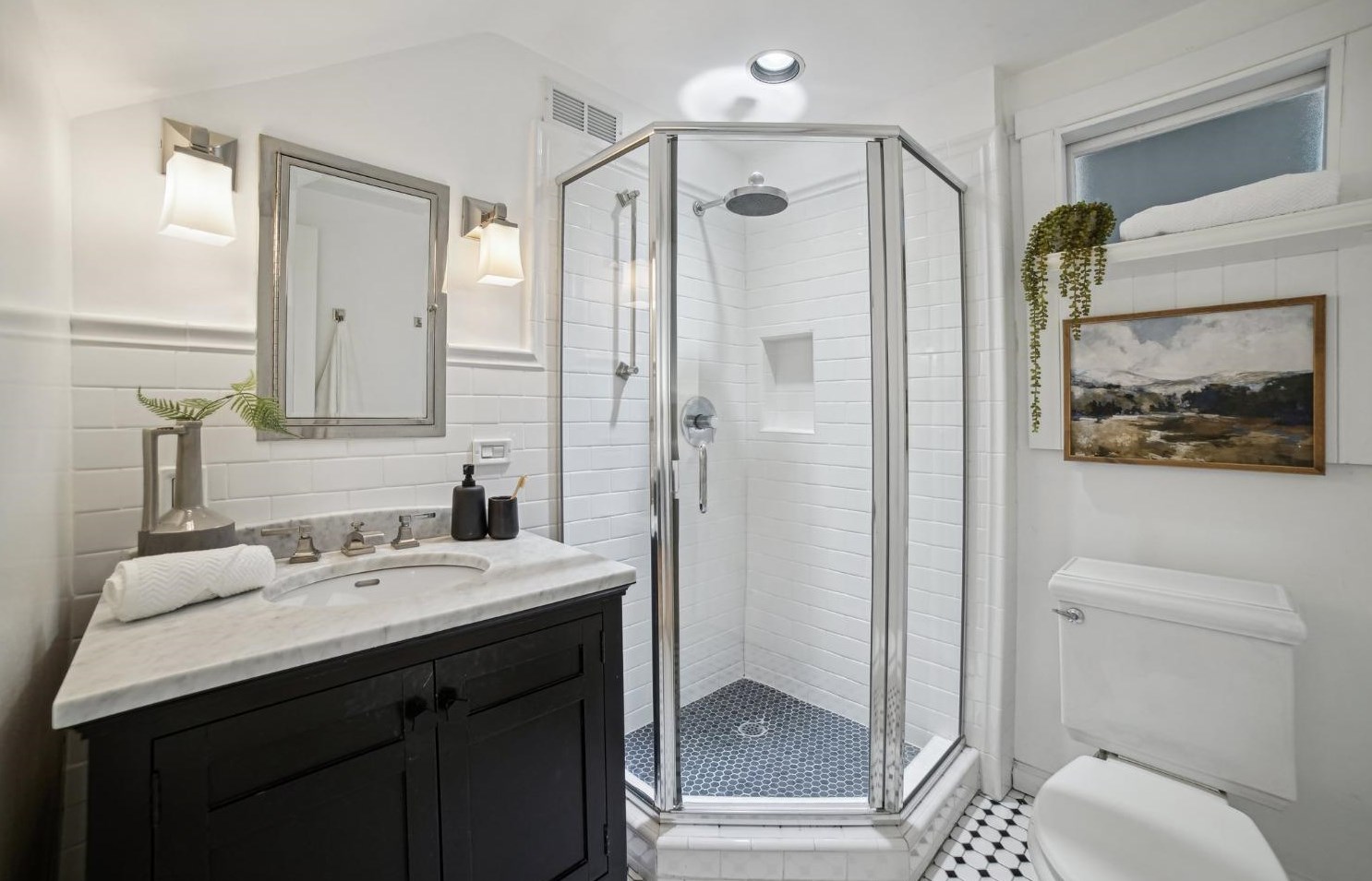 2871 3rd Ave, Sacramento CA  95818-2707 exterior