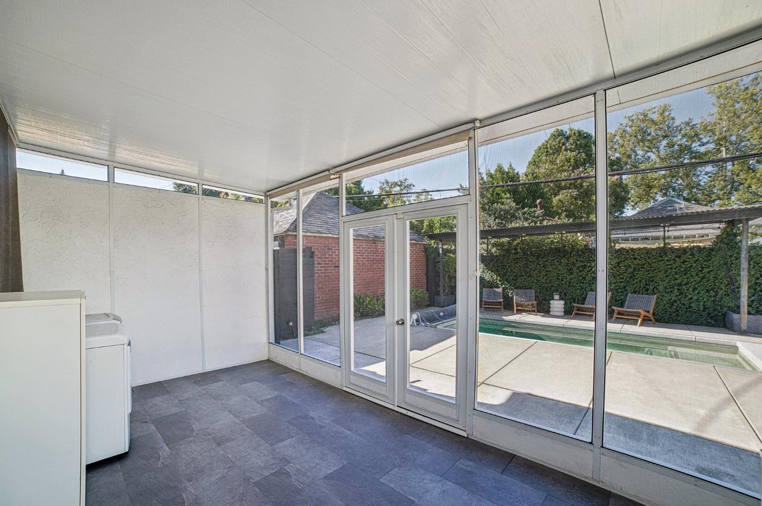2871 3rd Ave, Sacramento CA  95818-2707 exterior