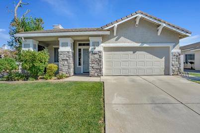 9373 Lakepoint Drive, Elk Grove, CA 95758 - Photo 1