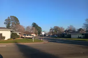 8401 Grinnel Way, Sacramento, CA 95826 - Photo 39