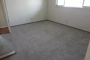 8401 Grinnel Way, Sacramento, CA 95826 - Photo 17