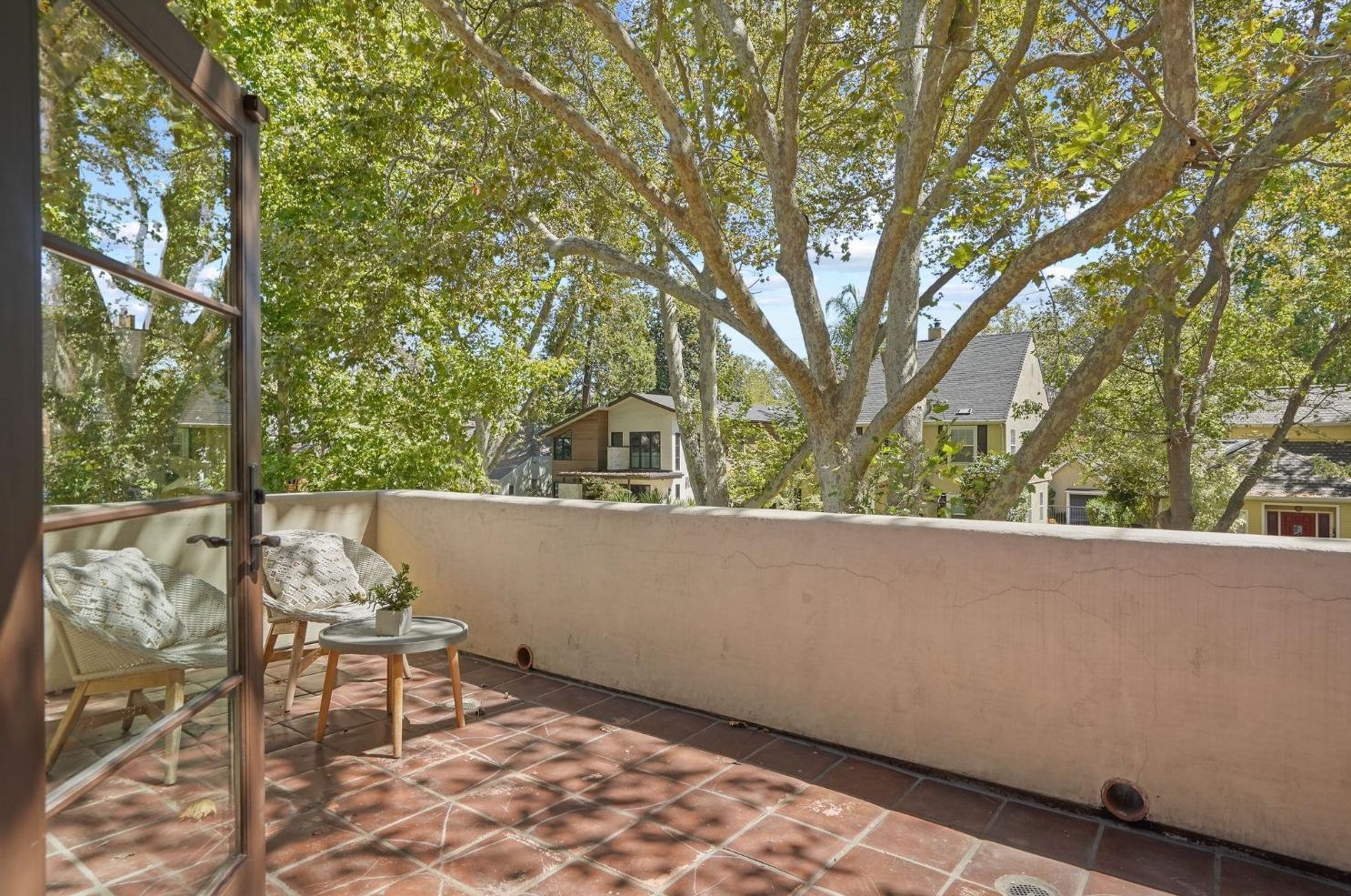 700 34th St, Sacramento CA  95816-3822 exterior