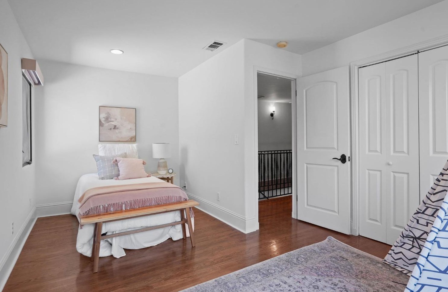 700 34th St, Sacramento CA  95816-3822 exterior