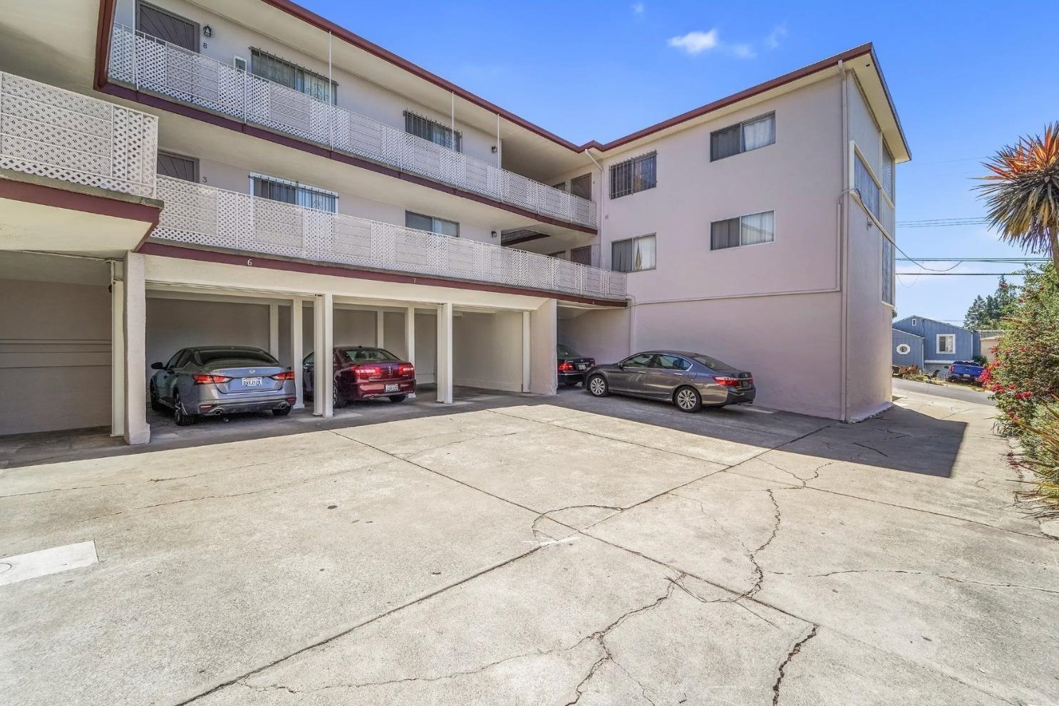 3571 66 Ave, Oakland CA  94605-2150 exterior