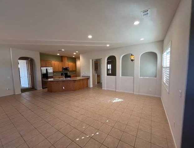 643 Orestimba Peak Dr, Newman CA  95360-9515 exterior