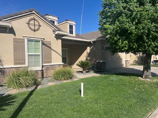 643 Orestimba Peak Dr, Newman CA  95360-9515 exterior