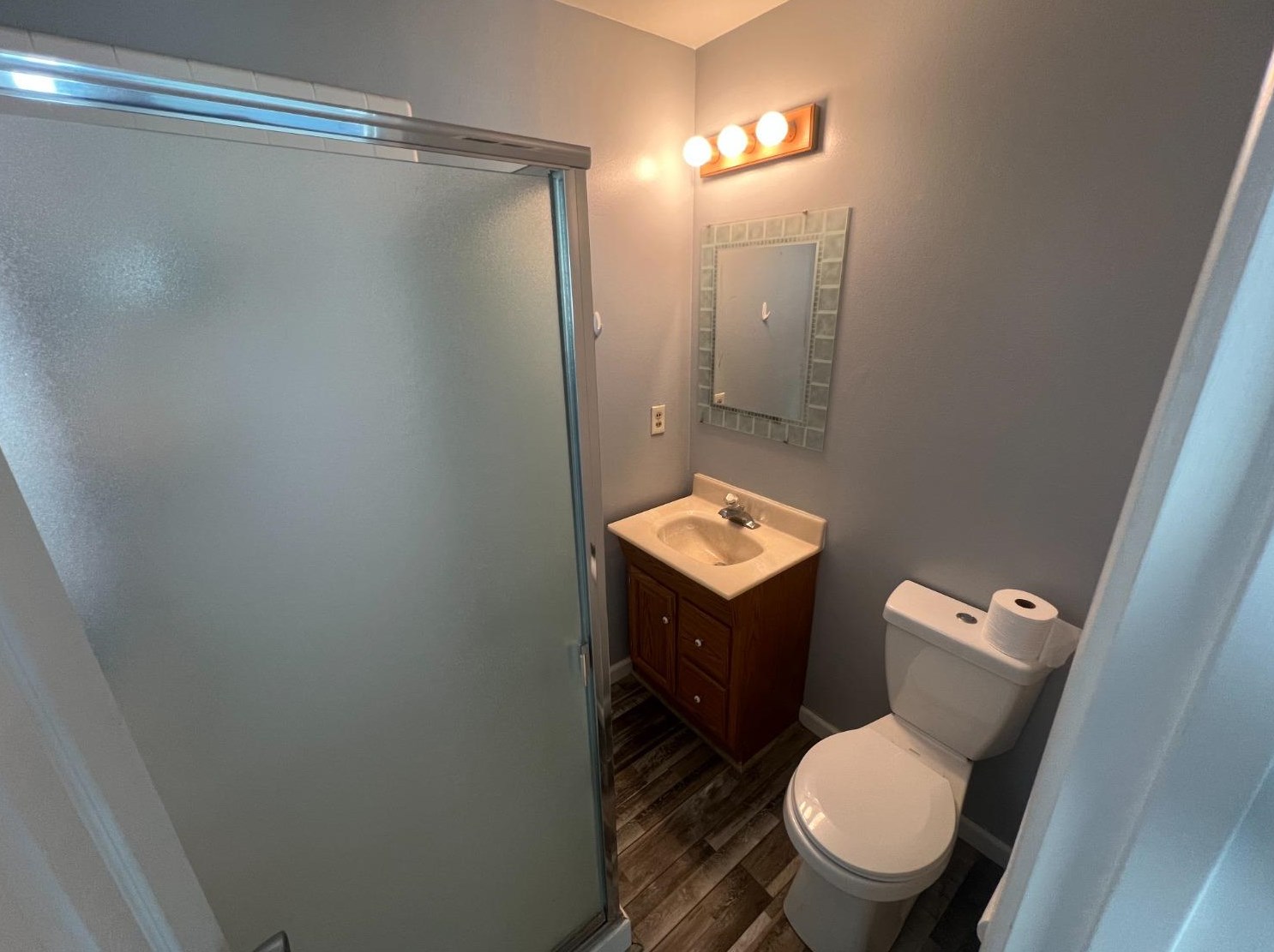 1170 Minaret Ave, Turlock CA 95380-5526 exterior