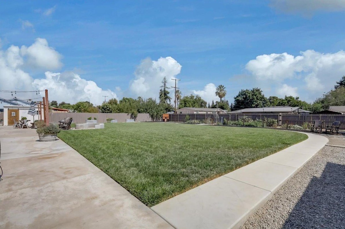 2567 California St, Sutter CA 95982-9998 exterior