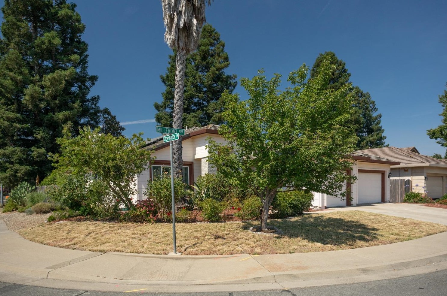 595 Millfront Ave, Yuba City CA 95991-8301 exterior