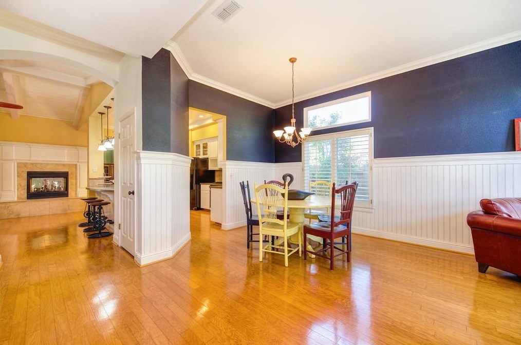 220 Singer Ln, Folsom CA  95630-5277 exterior