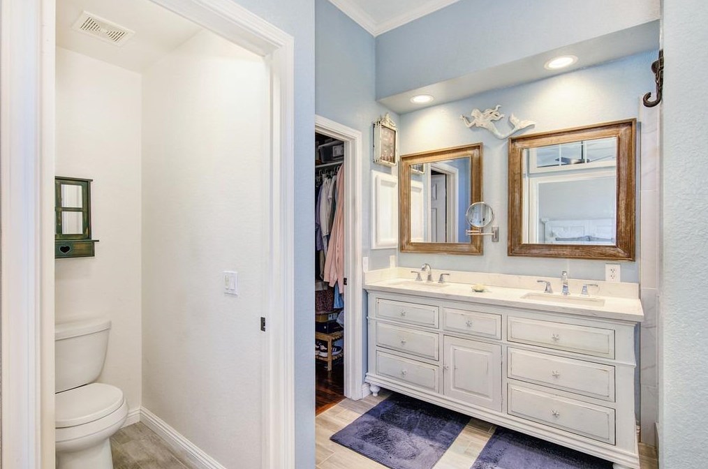 220 Singer Ln, Folsom CA  95630-5277 exterior
