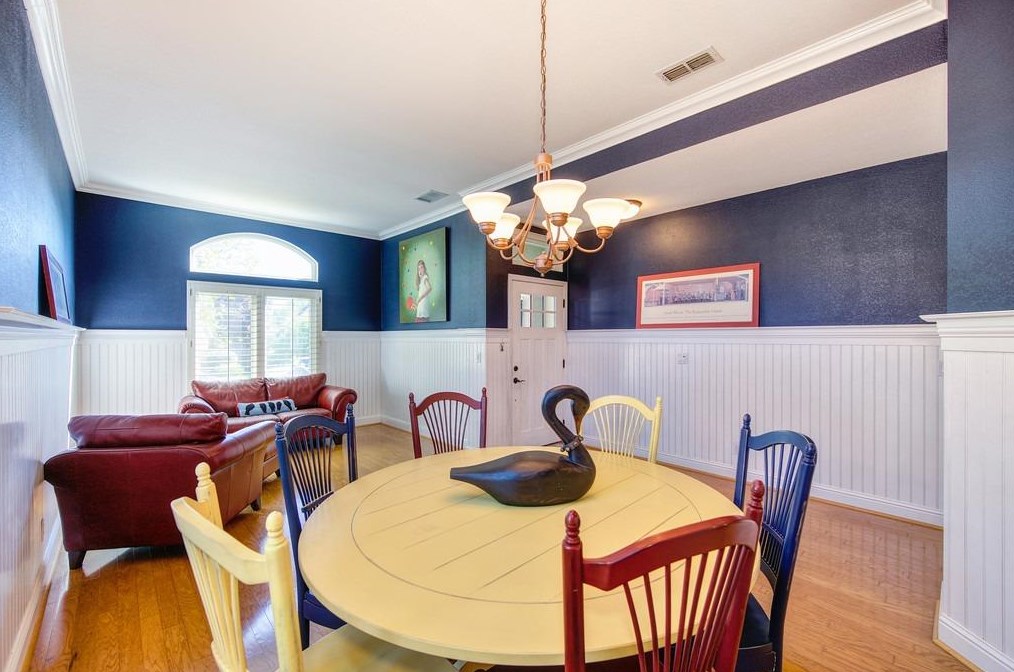 220 Singer Ln, Folsom CA  95630-5277 exterior