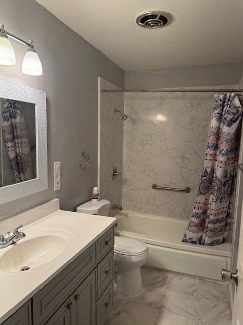 5835 Morse Dr, Oakland CA  94605-1139 exterior