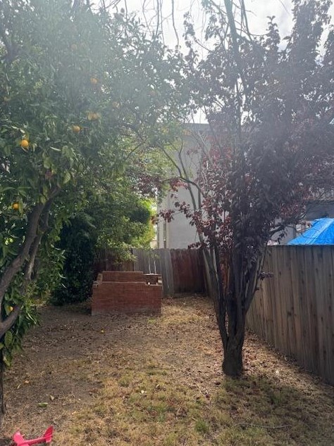 5835 Morse Dr, Oakland CA  94605-1139 exterior