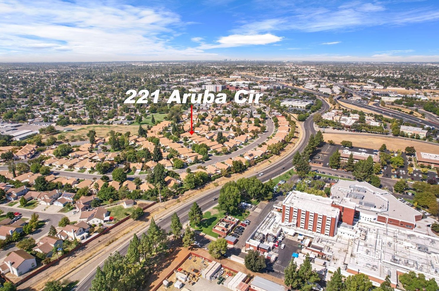 221 Aruba Cir, Sacramento CA  95823-5985 exterior