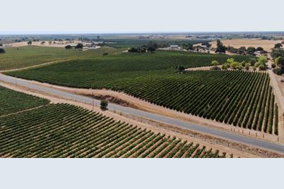 18955 Clements Road, Lodi, CA 95240 - Photo 1